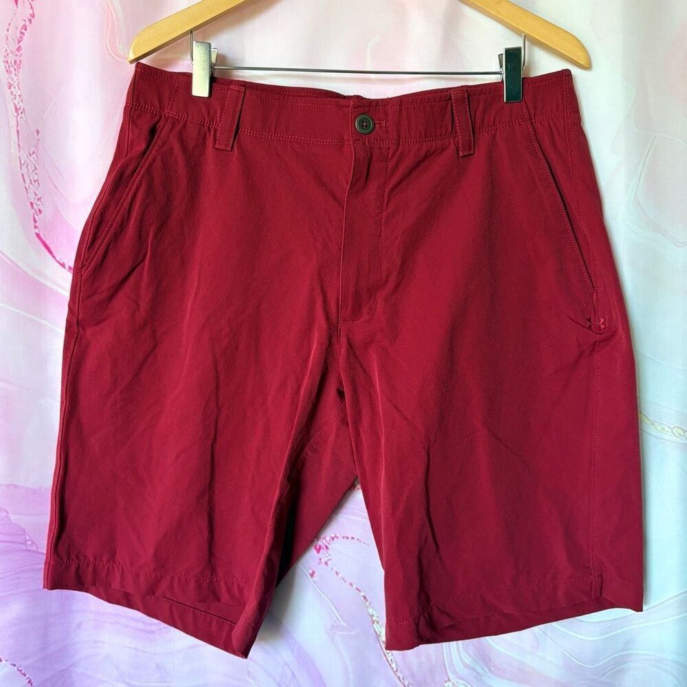 Under Armour Heat Gear 36W Red Flat Front Stretchy Athletic Dress Shorts Preppy